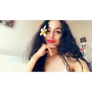 Meet your Posher, Christina